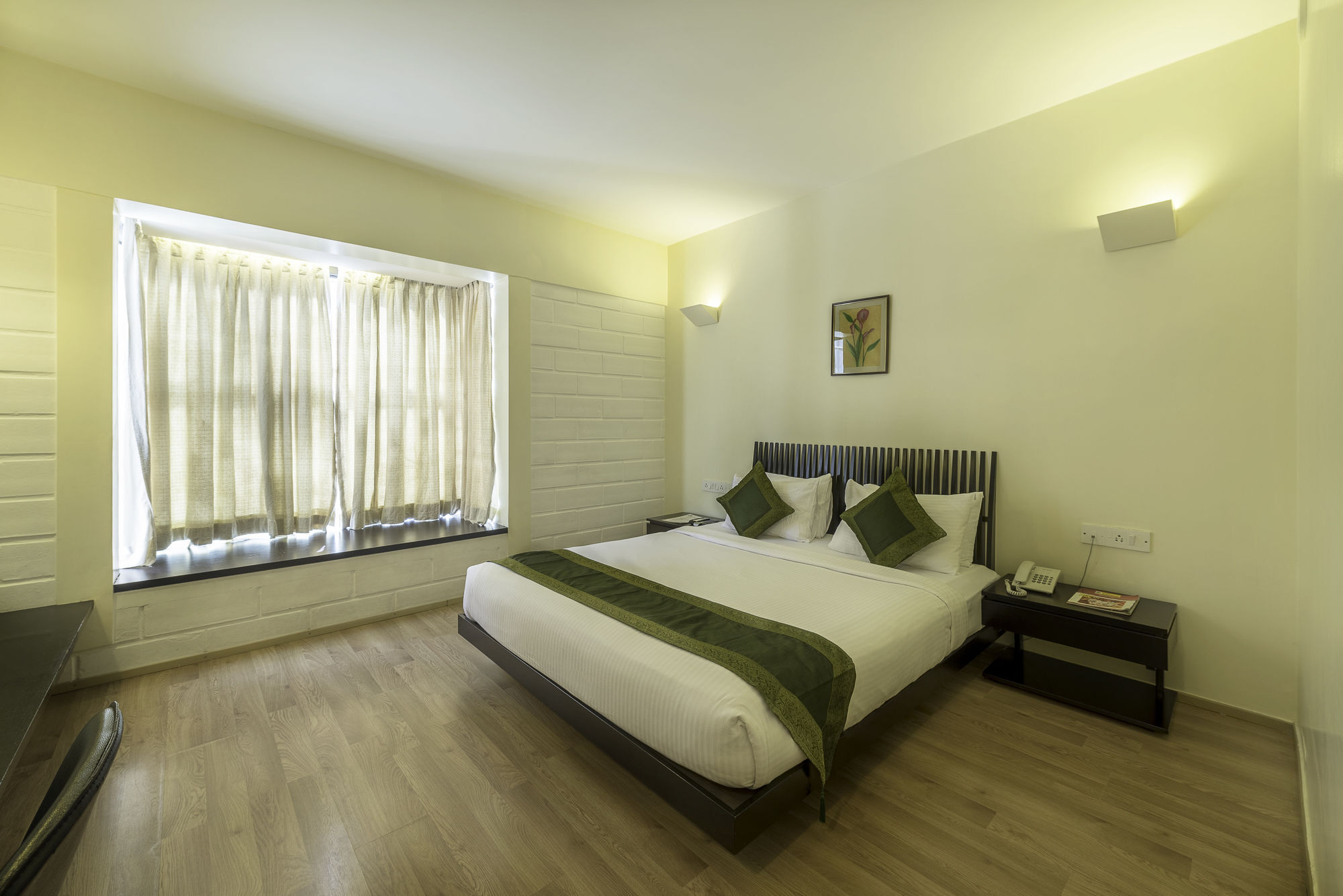 Treebo Trend Spektrum Suites Maisúr Exteriér fotografie